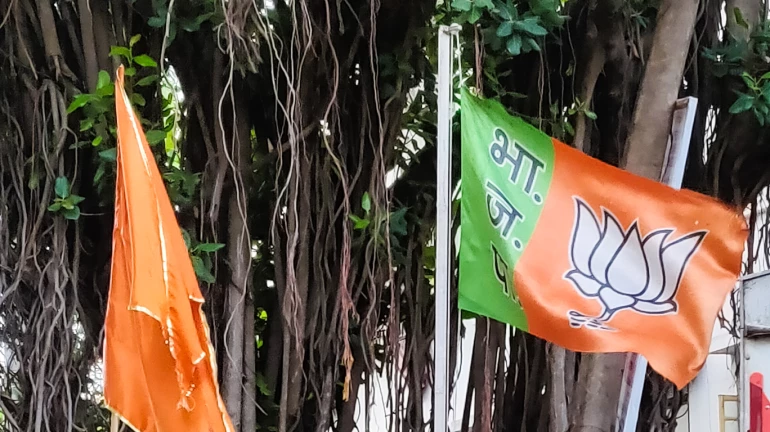 BJP mocked Shiv Sena in Ulhasnagar over party strength BJP mocked Shiv Sena in Ulhasnagar over party strength