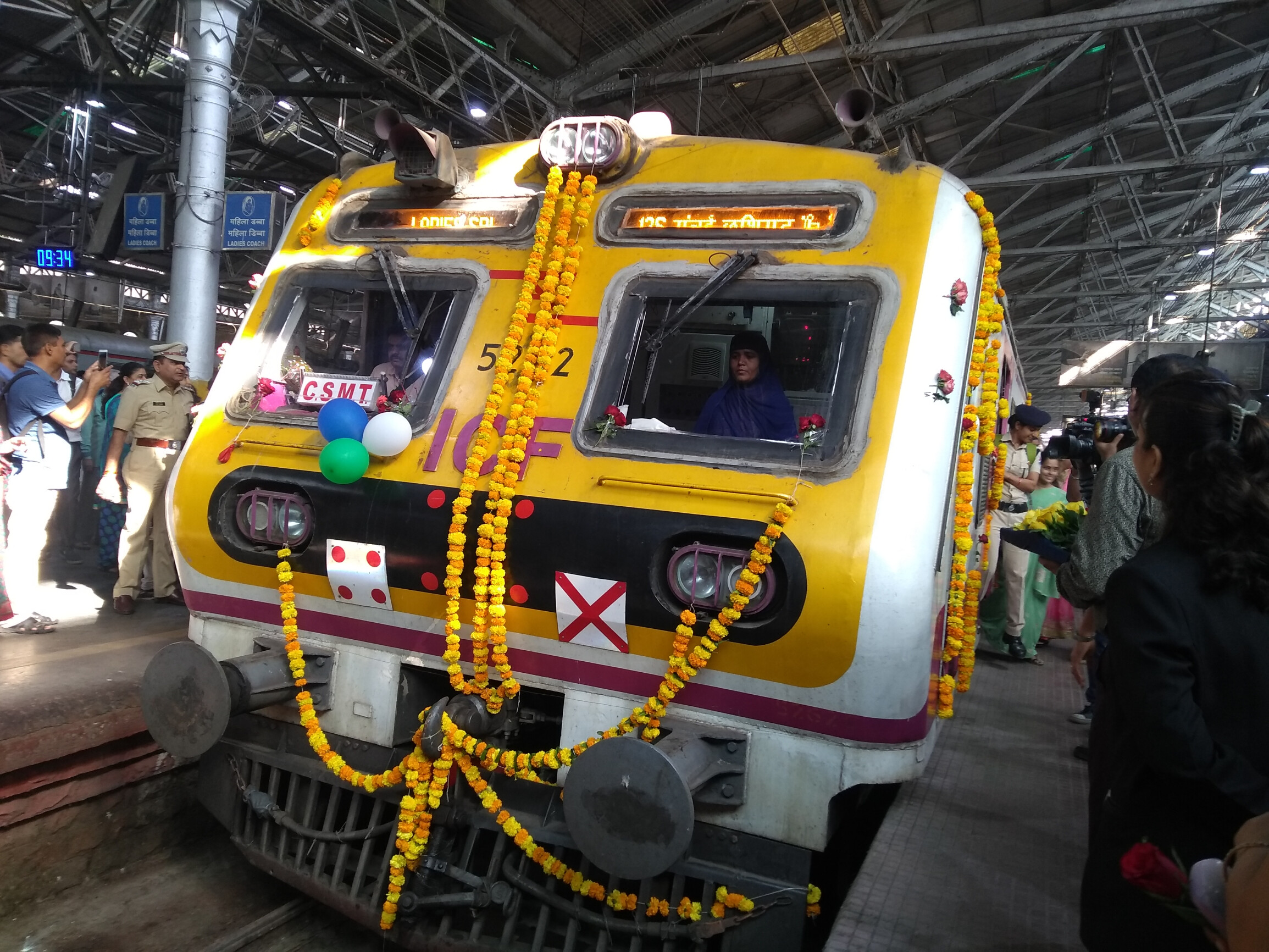 Mumbai Local News: Railway Upgradation Projects Worth INR 17,107 Cr Underway Across City