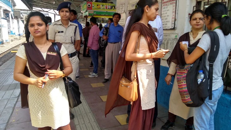 पश्चिम रेलवे ने मुफ्त यात्रा करने वाले यात्रियों से कमाए करोड़ो पश्चिम रेलवे ने मुफ्त यात्रा करने वाले यात्रियों से कमाए करोड़ो