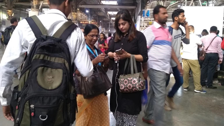 CR collects a fine of INR 15 lakhs from 3,000 commuters with fake IDs CR collects a fine of INR 15 lakhs from 3,000 commuters with fake IDs