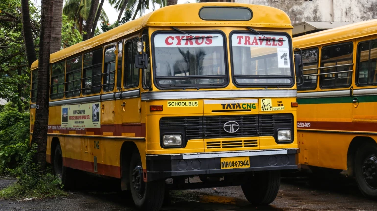 स्कूल बस में GPRS लगाना अनिवार्य स्कूल बस में GPRS लगाना अनिवार्य