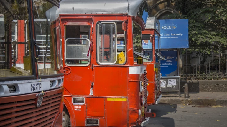 संकटात सापडलेल्या बेस्टला महापालिकेचा मदतीचा हात संकटात सापडलेल्या बेस्टला महापालिकेचा मदतीचा हात