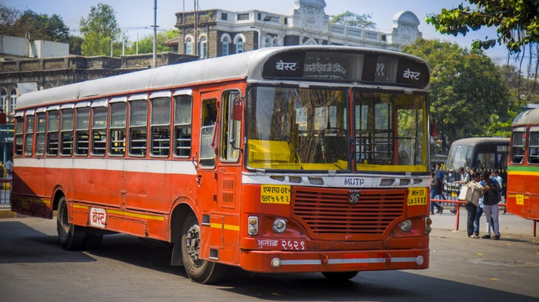 Adv. Yashomati Thakur demands ladies special buses; writes to the CM
