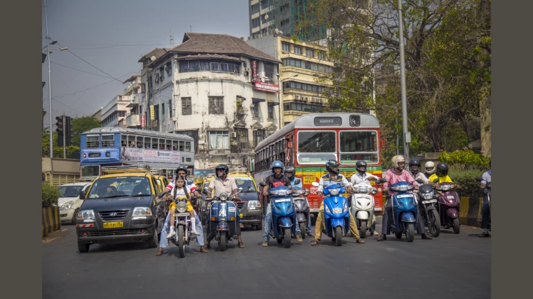 तब्बल दोन महिन्यानंतर मुंबईतील ‘ट्राँफिक’ पून्हा जॅम तब्बल दोन महिन्यानंतर मुंबईतील ‘ट्राँफिक’ पून्हा जॅम