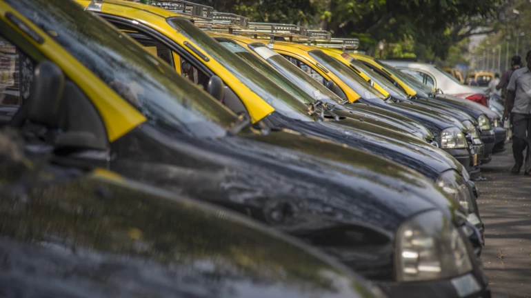 Mumbai: 5,000 auto-taxi drivers to be trained on road safety Mumbai: 5,000 auto-taxi drivers to be trained on road safety