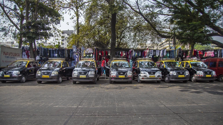 मुंबई: टैक्सी यूनियन ने की किराया बढ़ाने की मांग, हड़ताल की चेतावनी