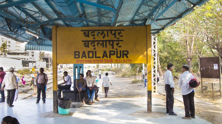 Badlapur Commuters Face Chaos After Platform 1 Closure Badlapur Commuters Face Chaos After Platform 1 Closure