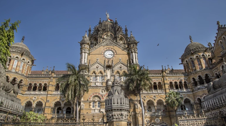 मुंबई - खराब हुई बस के डिब्बे से बनेंगे महिला शौचालय मुंबई - खराब हुई बस के डिब्बे से बनेंगे महिला शौचालय