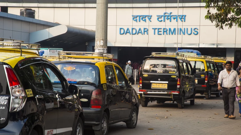 CR streamlines crowd management with holding areas at 3 key stations CSMT, LTT, Dadar