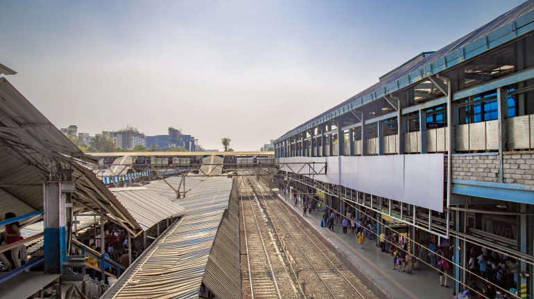 Western Railway plans to move stalls at Andheri station to improve crowd management