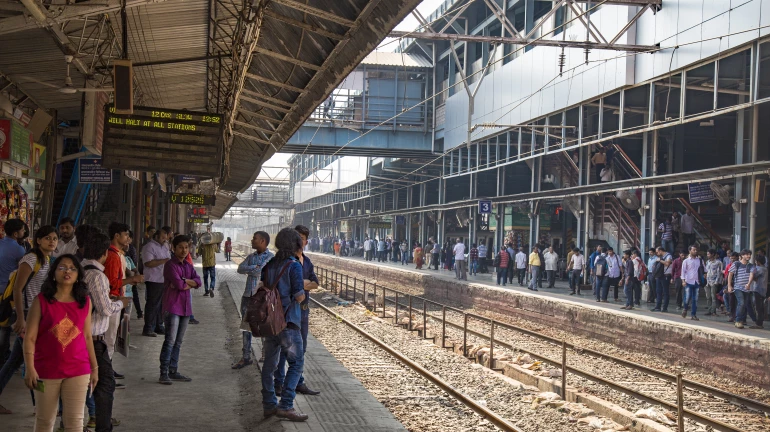 Mumbai Local News: Jumbo block between Goregaon-Andheri on Sunday, June 18 Mumbai Local News: Jumbo block between Goregaon-Andheri on Sunday, June 18