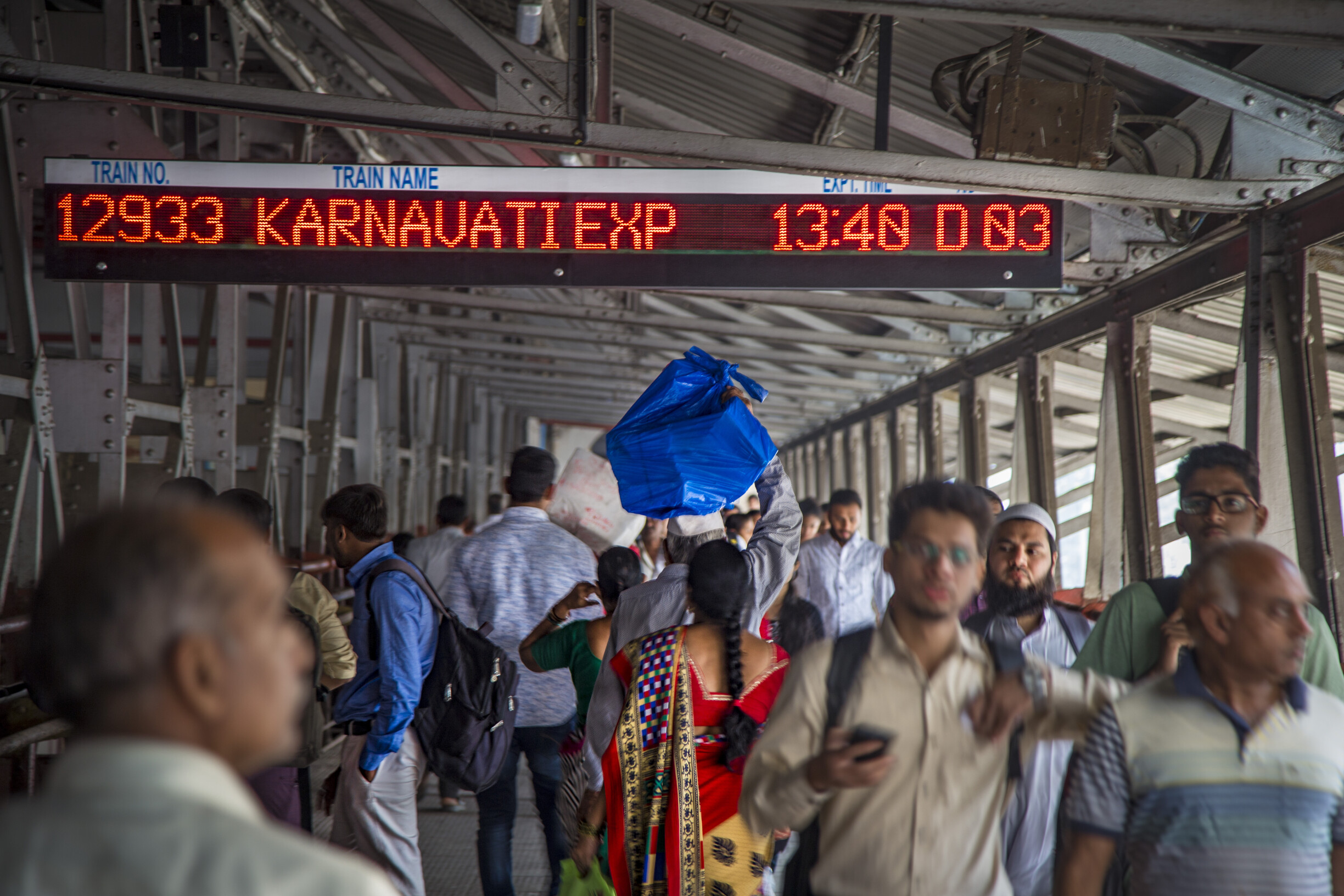 4 Central Railway stations to get 10 hybrid water purifiers