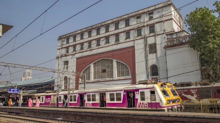Central Railway Transporting Automobiles from Maharashtra to Reduce Carbon Footprint Central Railway Transporting Automobiles from Maharashtra to Reduce Carbon Footprint