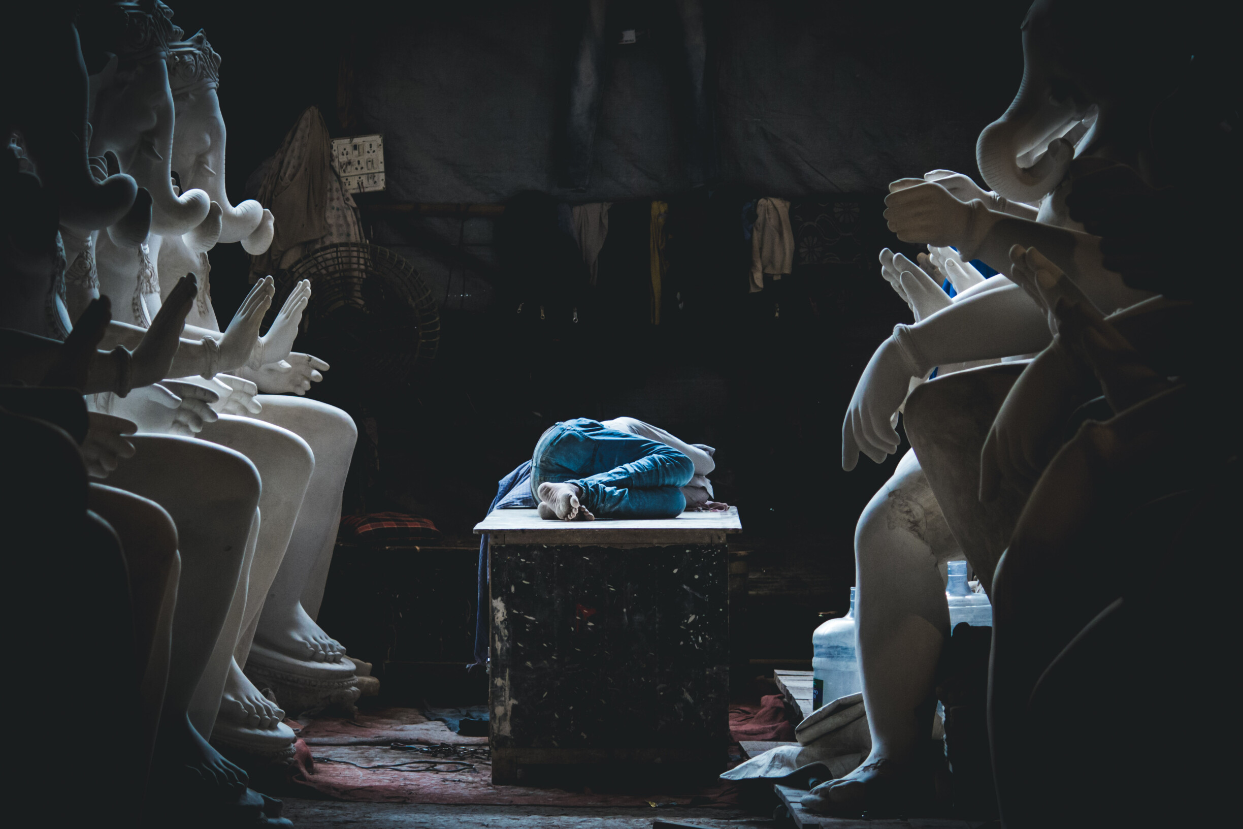 मुंबई- बीएमसी ने गणेश मूर्ति बनाने के लिए 990 टन शाडू मिट्टी निःशुल्क दी