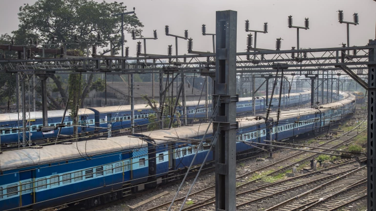 Railways: Extension Of Weekly Specials Between Mumbai And "These" Stations