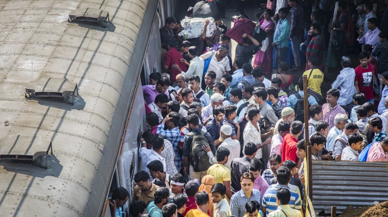 Mumbai Local News: 15% Drop In Deaths Due To Overcrowded Trains in 2023