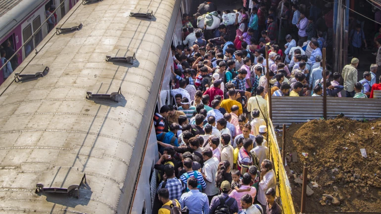 मुंबई- मध्य रेलवे ने कसारा, कर्जत लोकल के समय में बदलाव किया मुंबई- मध्य रेलवे ने कसारा, कर्जत लोकल के समय में बदलाव किया