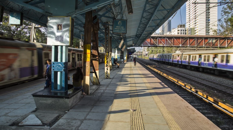 Railway Passenger Association demands for the resumption of services for general public
