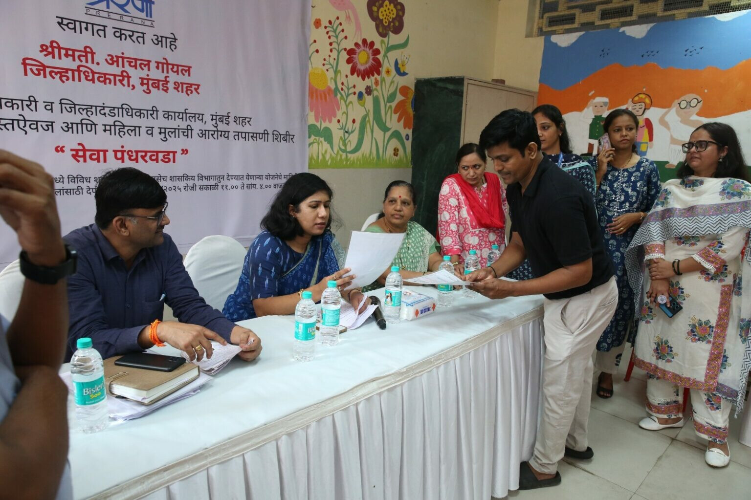 उपेक्षित महिलाओं और उनके बच्चों के लिए विशेष शिविर का आयोजन