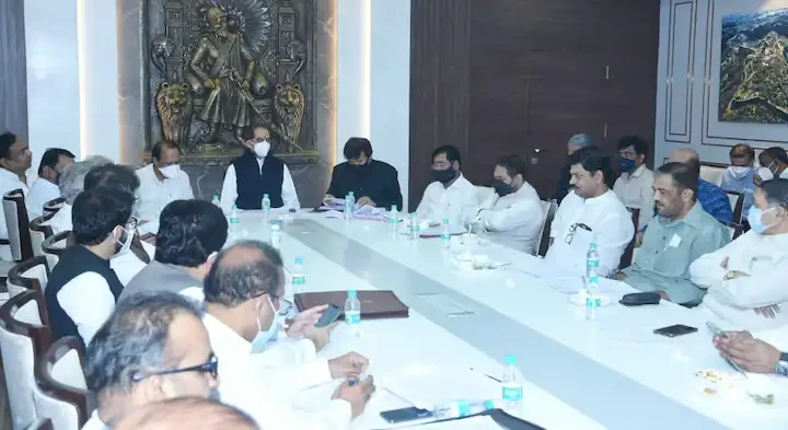 जब तक ओबीसी आरक्षण नहीं , तब तक कोई चुनाव नहीं ; महाराष्ट्र कैबिनेट में आम सहमति