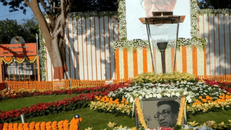मुंबई- बालासाहेब ठाकरे स्मारक का 99 प्रतिशत काम पूरा होने के करीब मुंबई- बालासाहेब ठाकरे स्मारक का 99 प्रतिशत काम पूरा होने के करीब