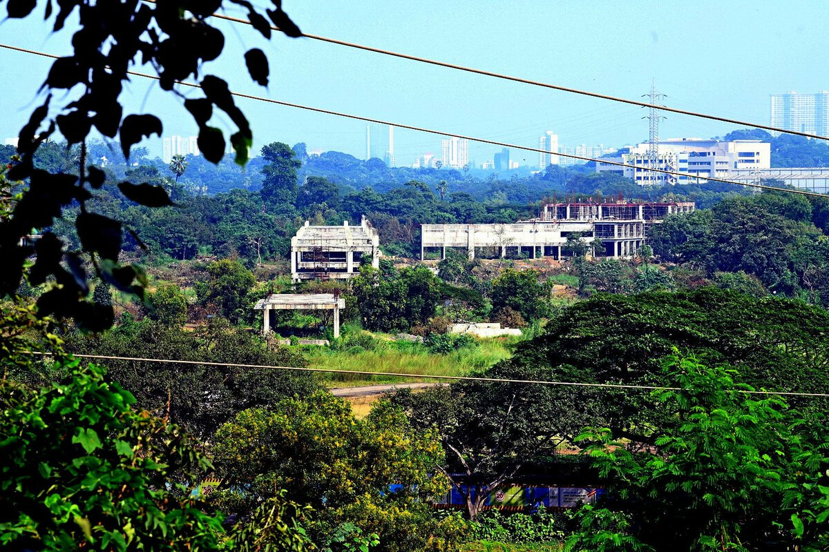 महाराष्ट्र सरकार को झटका, बॉम्बे हाई कोर्ट ने कांजुरमार्ग में चल रहे मेट्रो कार शेड के काम पर लगाई रोक