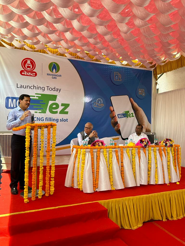 Goregaon-Oshiwara and Ghatkopar bus depots get CNG dispensers in first phase