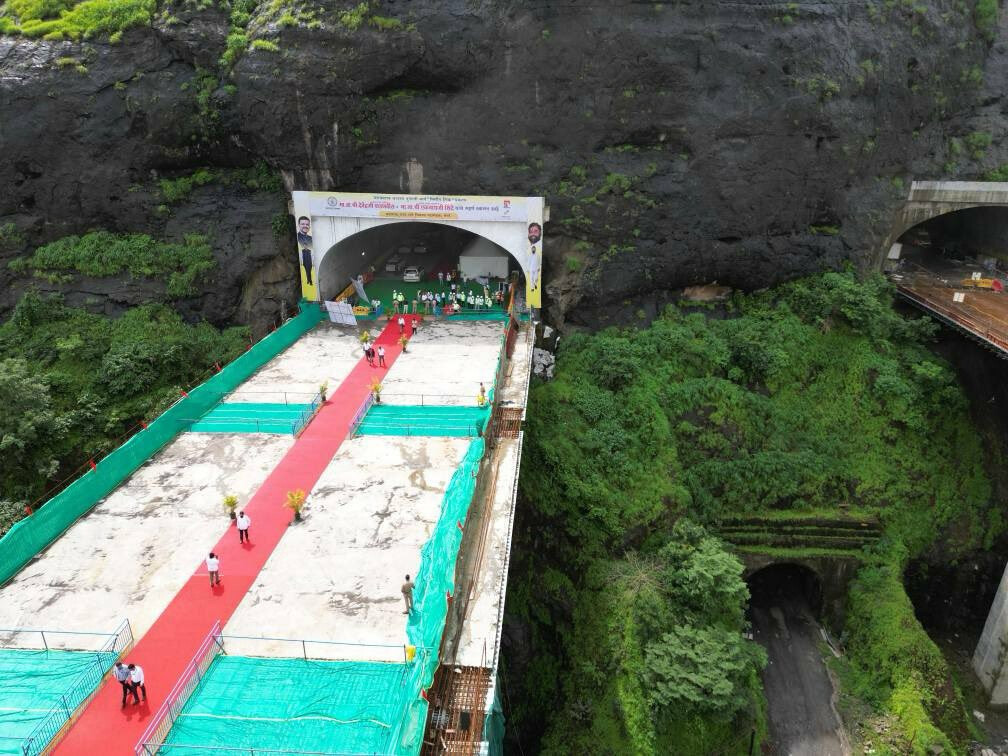 Mumbai-Pune Expressway Missing Link Opening Planned on Maharashtra Day; Final Stretch Nears Completion
