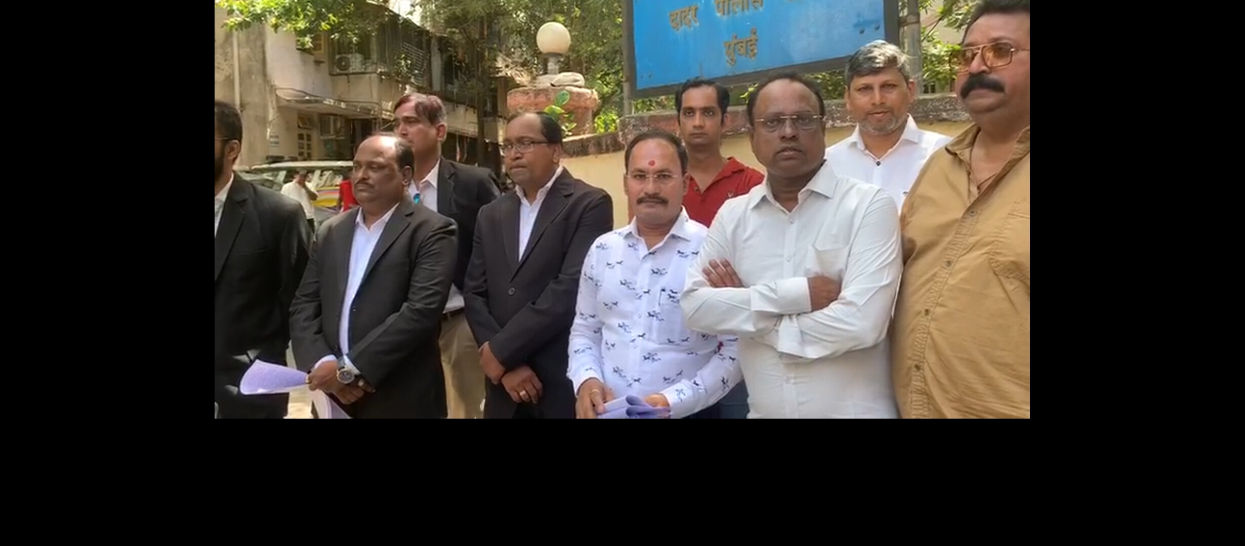 सांसद ब्रजभूषण सिंह के खिलाफ दादर पुलिस स्टेशन में मनसे ने दर्ज कराई शिकायत