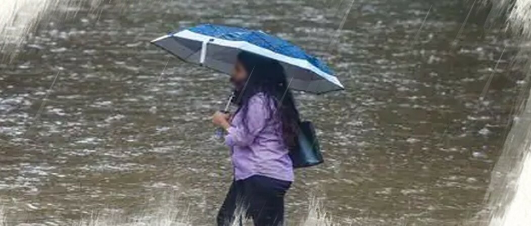 Mumbaikars! Take 'These' Precautions To Avoid Mishaps & Stay Healthy in Monsoon