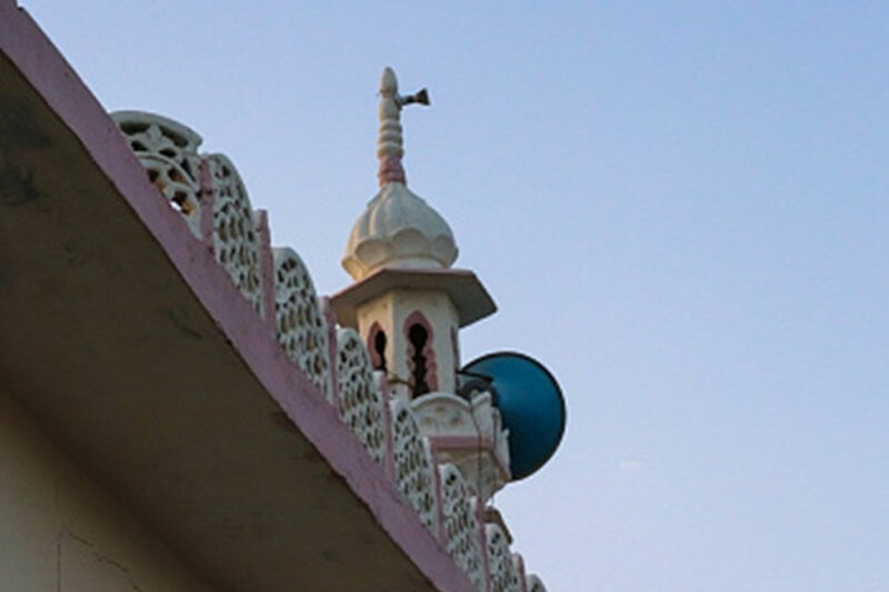 Mumbai Police Filed FIRs Against 2 Mosques For Using Loudspeaker