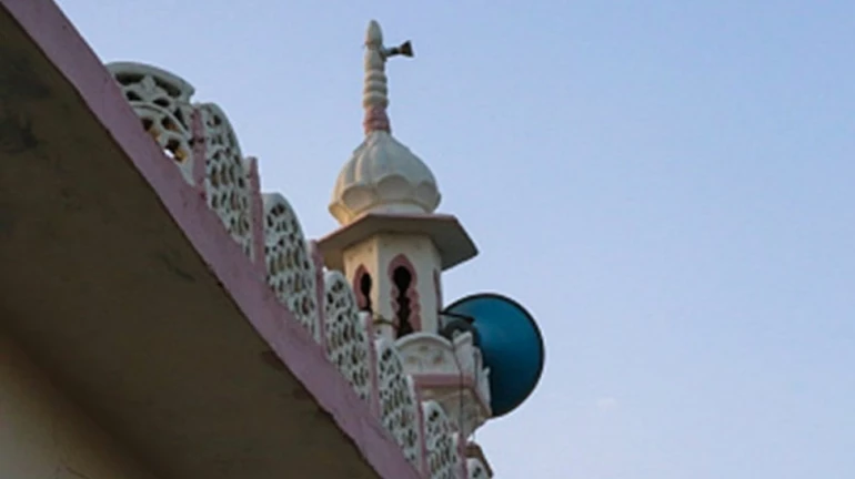 अजानसाठी लाऊडस्पीकर वापरल्यानं मुंबईतील २ मशिदींविरोधात गुन्हा दाखल