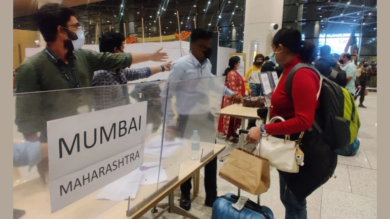 Gold worth INR 2 crore seized at Mumbai airport Gold worth INR 2 crore seized at Mumbai airport