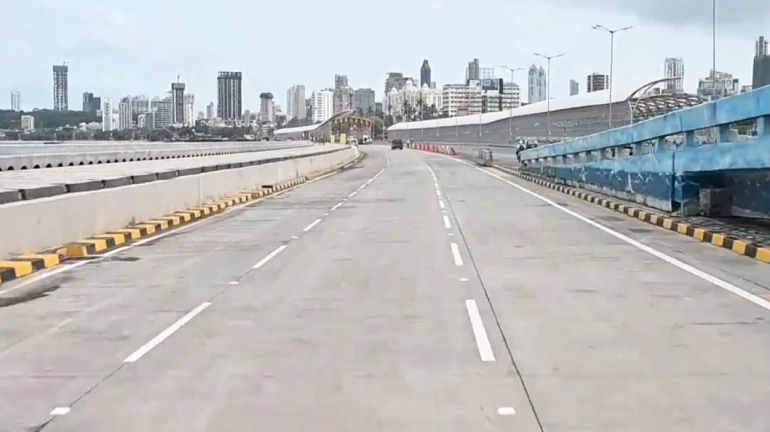 कोस्टल रोडवर एसी बस धावणार कोस्टल रोडवर एसी बस धावणार