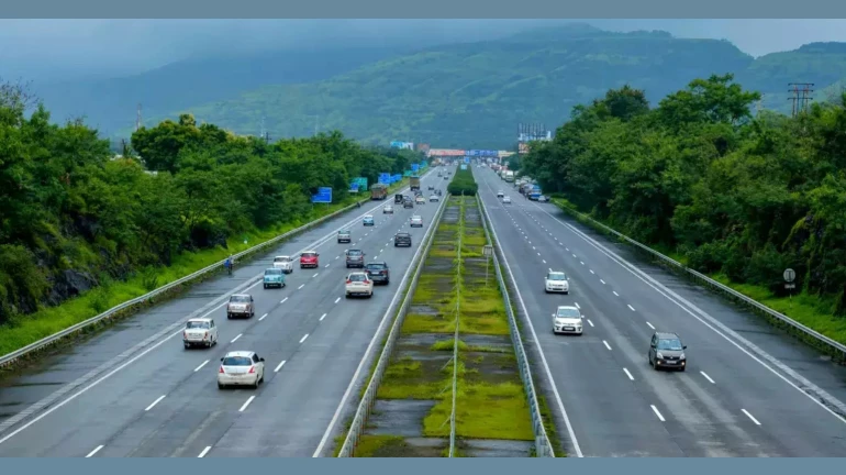 लवकरच मुंबईहून गोव्याला 5 तासांत पोहोचता येणार लवकरच मुंबईहून गोव्याला 5 तासांत पोहोचता येणार