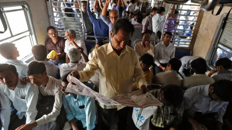मुंबई-  वरिष्ठ नागरिकों के लिए मुंबई लोकल ट्रेन मे बड़ा बदलाव