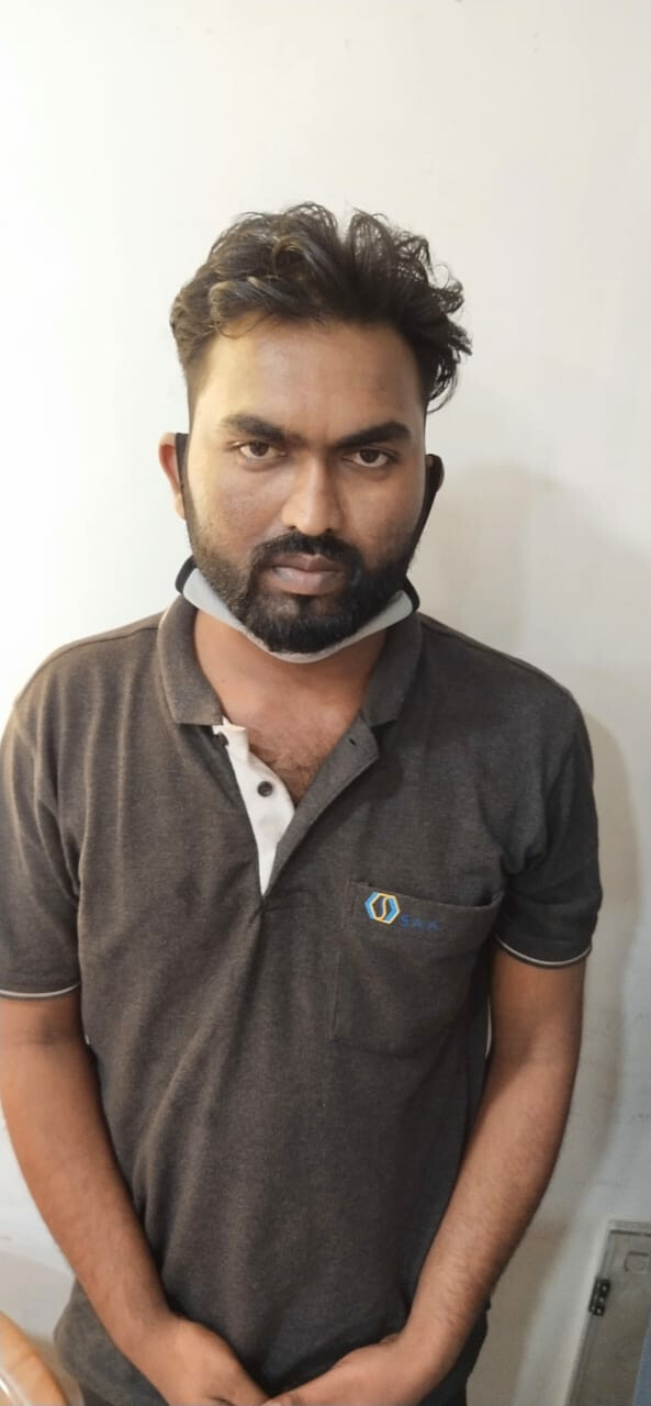 गृहमंत्र्यांविरोधात अश्लील पोस्ट करणा-याला अटक