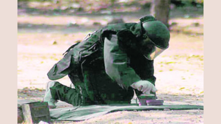 26/11 Mumbai attack : राज्यात बॉम्बनाशक पथकांचे चार प्रस्ताव सरकारी लाल फितीत 26/11 Mumbai attack : राज्यात बॉम्बनाशक पथकांचे चार प्रस्ताव सरकारी लाल फितीत