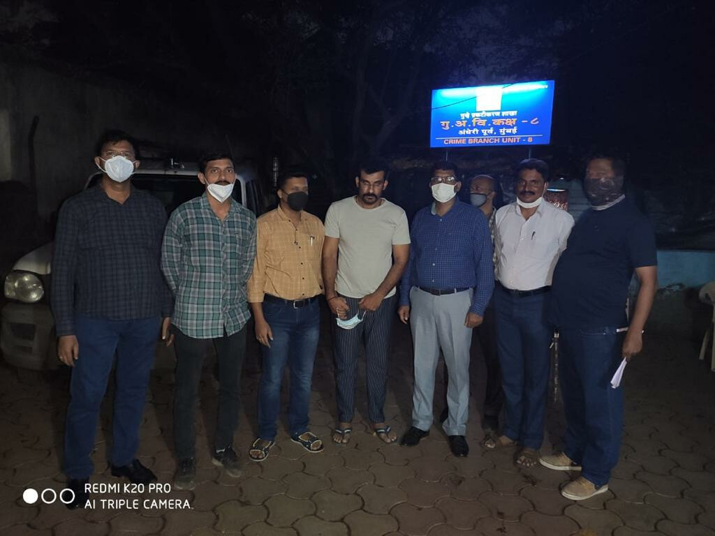 वृद्धाच्या फसवणूकी प्रकरणी टिव्ही कलाकाराला अटक