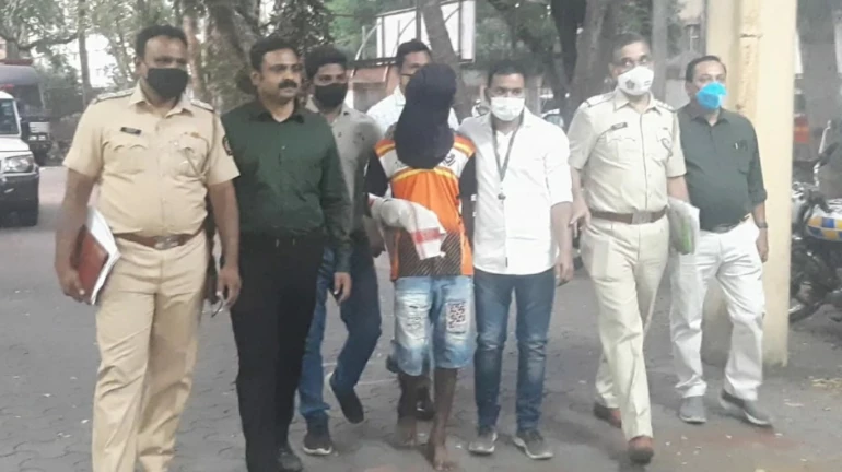 चारकोपच्या मंदीराला आग लागली नाही लावली, एकाला अटक चारकोपच्या मंदीराला आग लागली नाही लावली, एकाला अटक