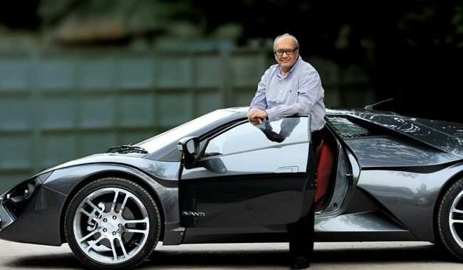 Exclusive कार डिझायनर दिलीप छाबरियाच्या अडचणीत वाढ, २२ कोटींच्या फसवणुकीप्रकरणी तिसरा गुन्हा दाखल