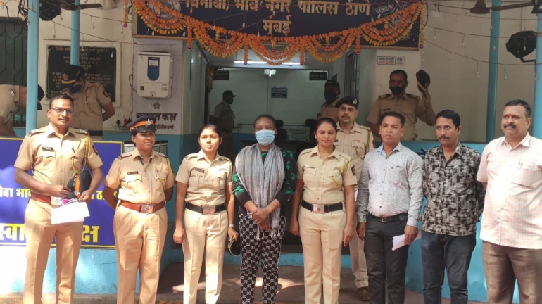 ऑनलाईन फ्रॉड करणाऱ्या परदेशी महिलेला अटक ऑनलाईन फ्रॉड करणाऱ्या परदेशी महिलेला अटक