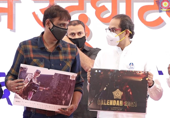 मुंबई पोलिसांचं '२०२१'चं कॅलेंडर