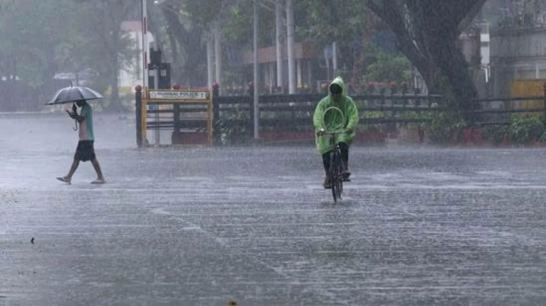 मुंबई -मौसम विभाग ने अगले 5 दिनों तक भारी बारिश की भविष्यवाणी की
