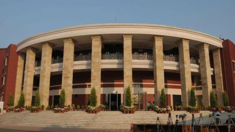 महाराष्ट्र- बजट सत्र में पुरानी पेंशन योजना पर अंतिम फैसला महाराष्ट्र- बजट सत्र में पुरानी पेंशन योजना पर अंतिम फैसला