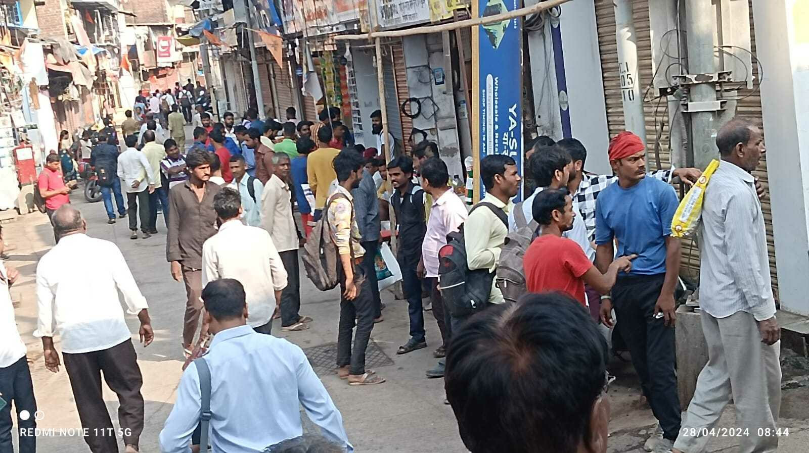 कामगार दिन विशेष : नाका कामगार आजही उपेक्षितच! जगण्यासाठी करतोय संघर्ष