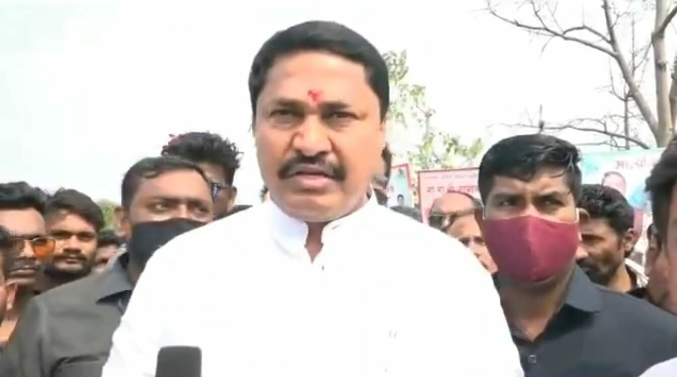 “टिव टिव करणाऱ्या अभिनेत्यांना बोललो, तर भाजपला मिरच्या का झोंबल्या”