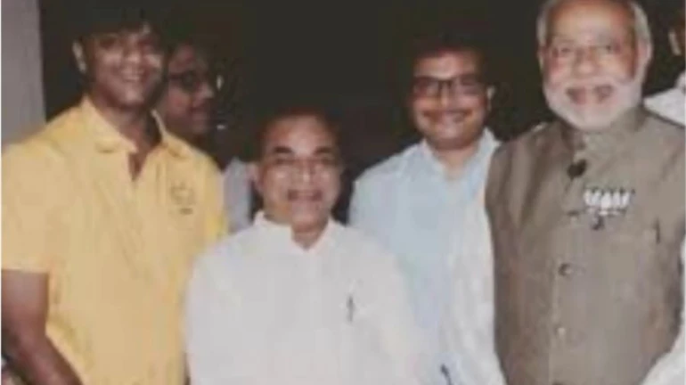 प्रधानमंत्री  नरेंद्र मोदी ने शेयर की नट्टू काका के साथ की फोटो
