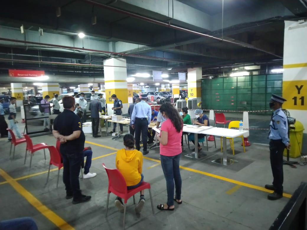 नवी मुंबई मॉल में शनिवार और रविवार को एंटीजन टेस्ट करने के बाद ही एंट्री