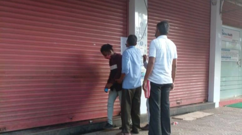 Coronavirus Update: NMMC sealed 2 shops, levied a fined of INR 50,000 each on 5 resto-bars Coronavirus Update: NMMC sealed 2 shops, levied a fined of INR 50,000 each on 5 resto-bars